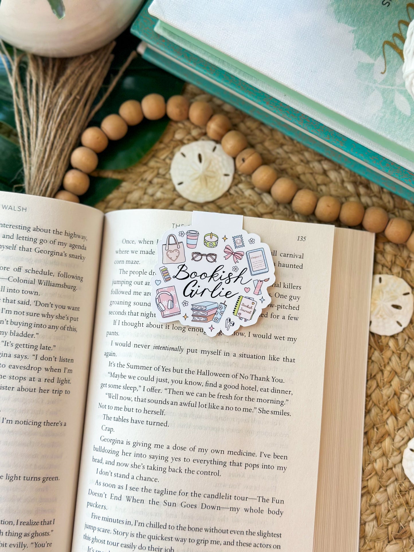 Magnetic Bookmark- Bookish Girlie
